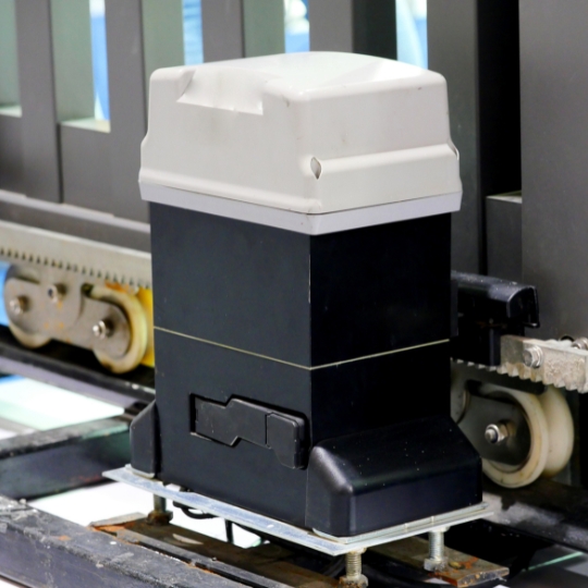 22 Automazioni cancelli e porte automatiche Roger a Santa Lucia del Mela